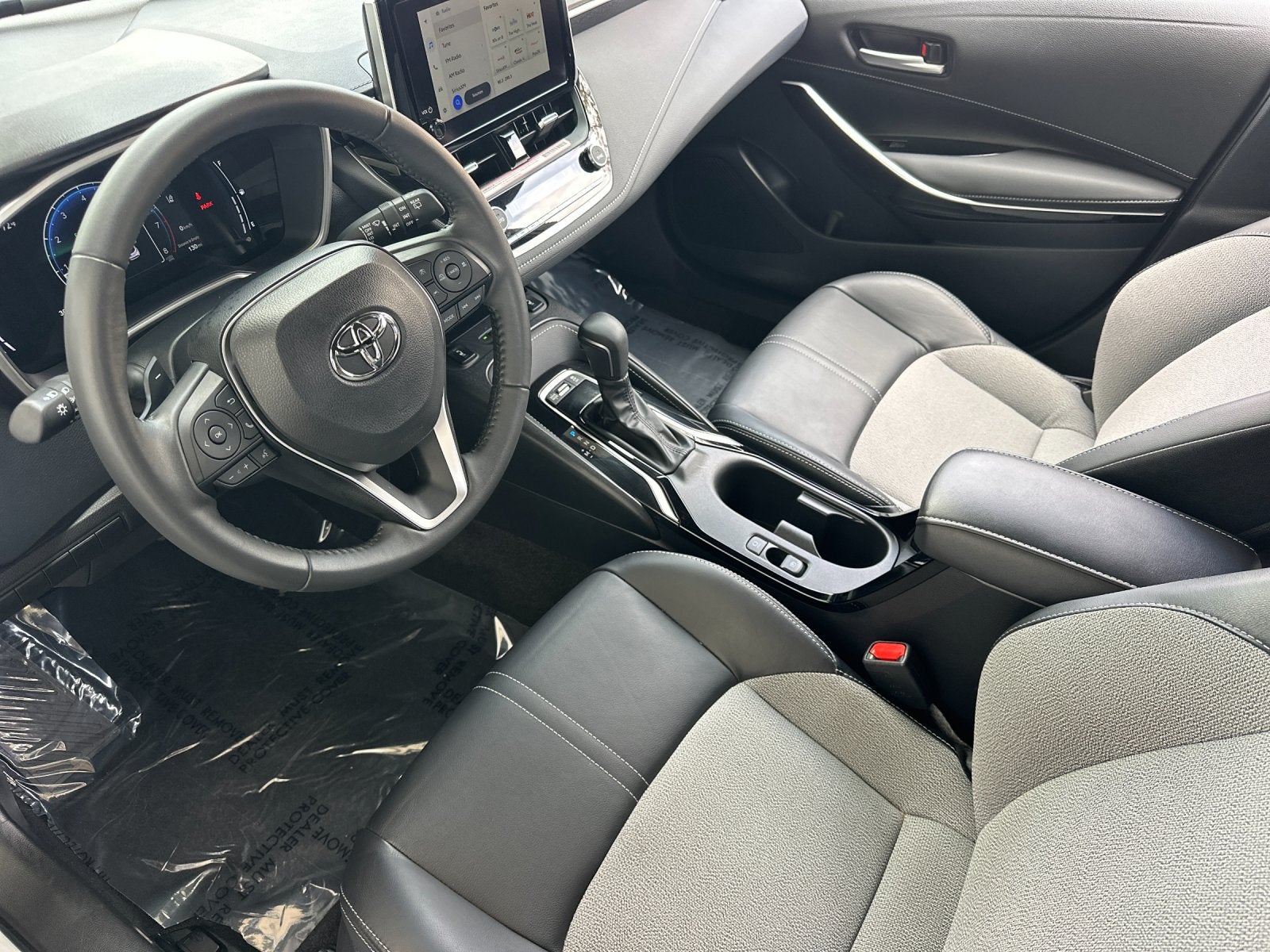 2024 Toyota Corolla Hatchback XSE