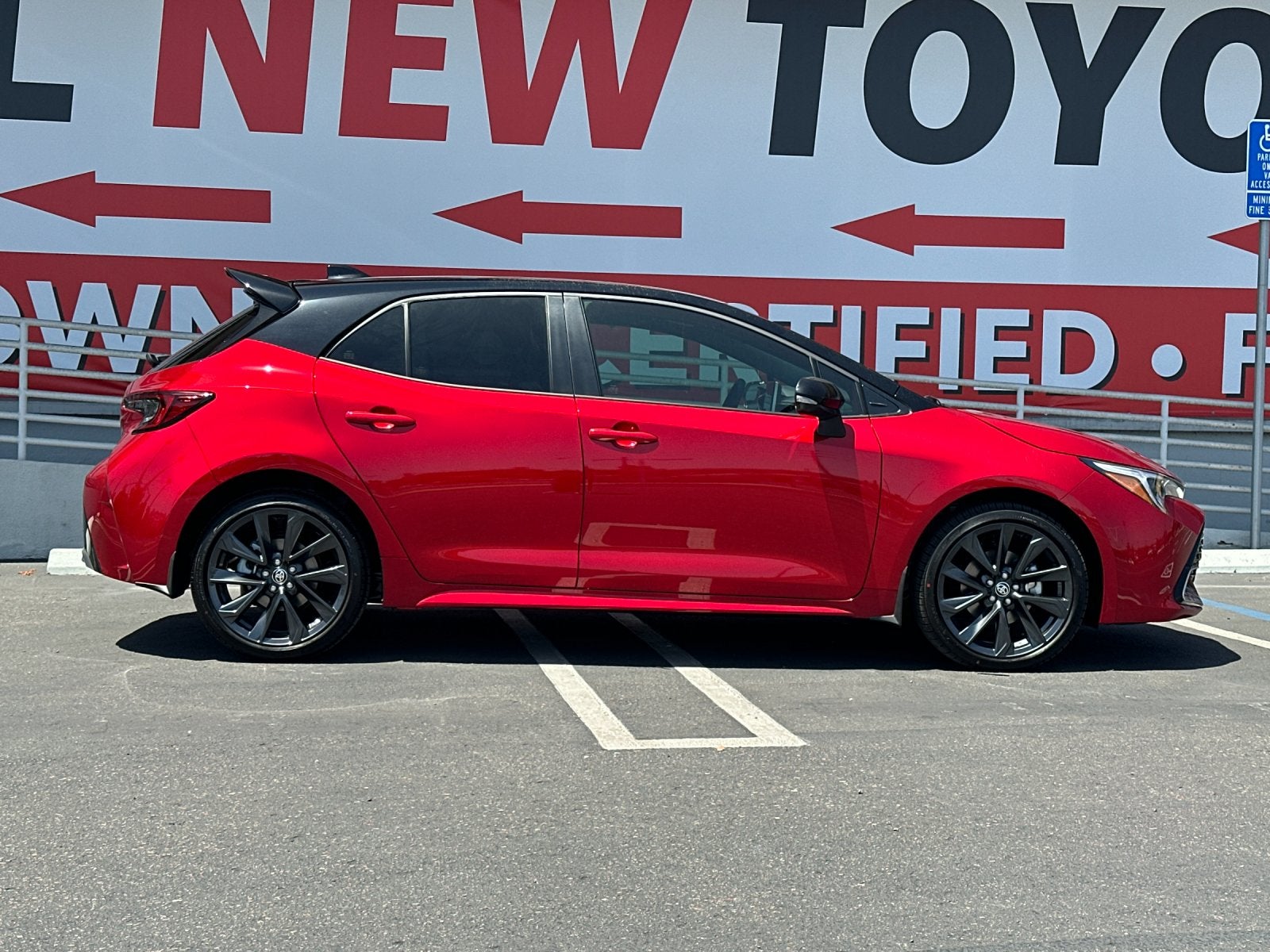 2026 Toyota Corolla Hatchback XSE