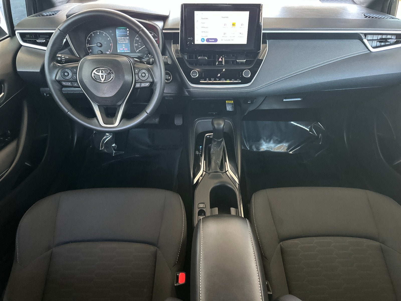 2024 Toyota Corolla Hatchback SE