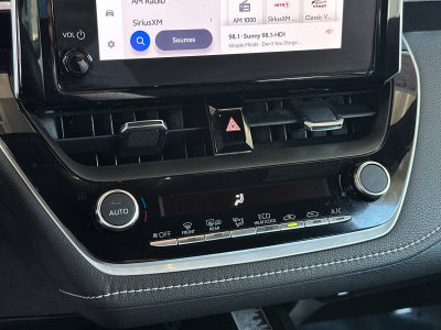 2024 Toyota Corolla Hatchback SE