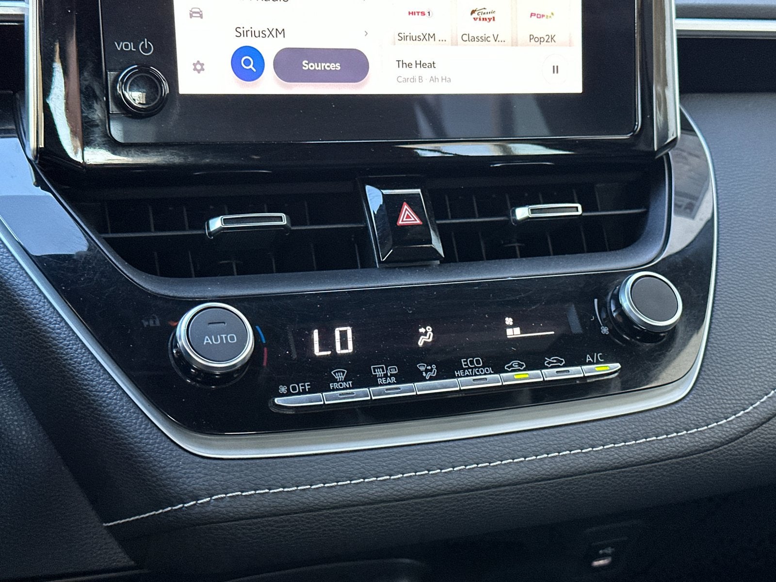 2023 Toyota Corolla Hatchback SE