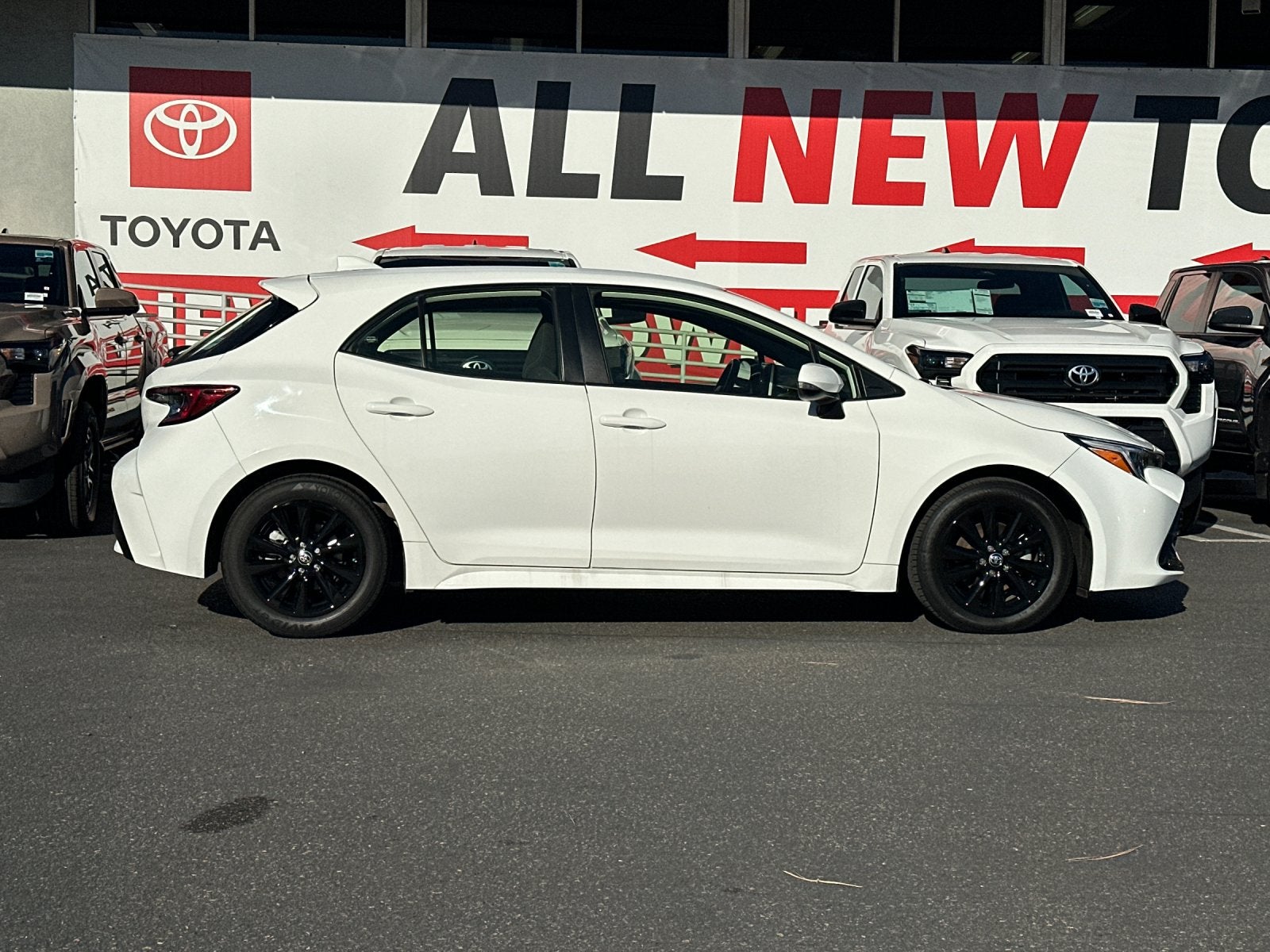 2023 Toyota Corolla Hatchback SE