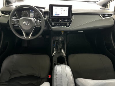 2025 Toyota Corolla Hatchback SE