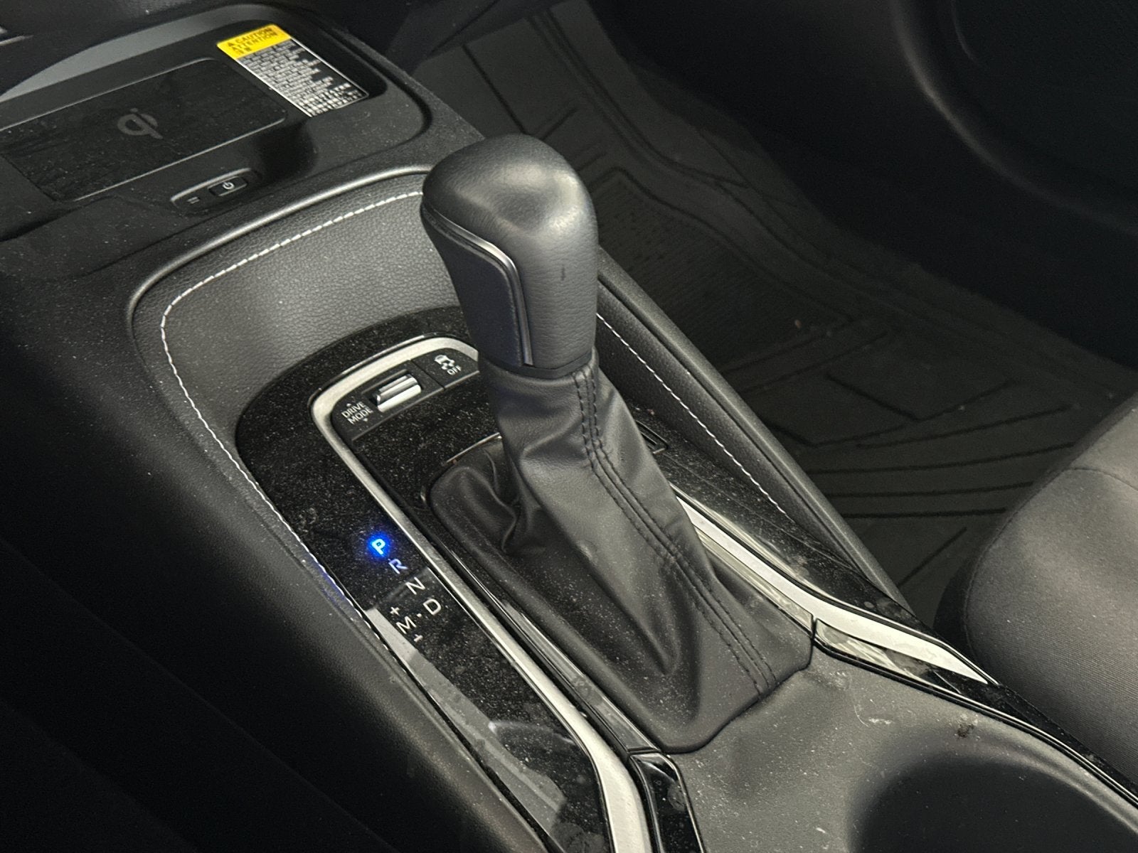 2025 Toyota Corolla Hatchback SE