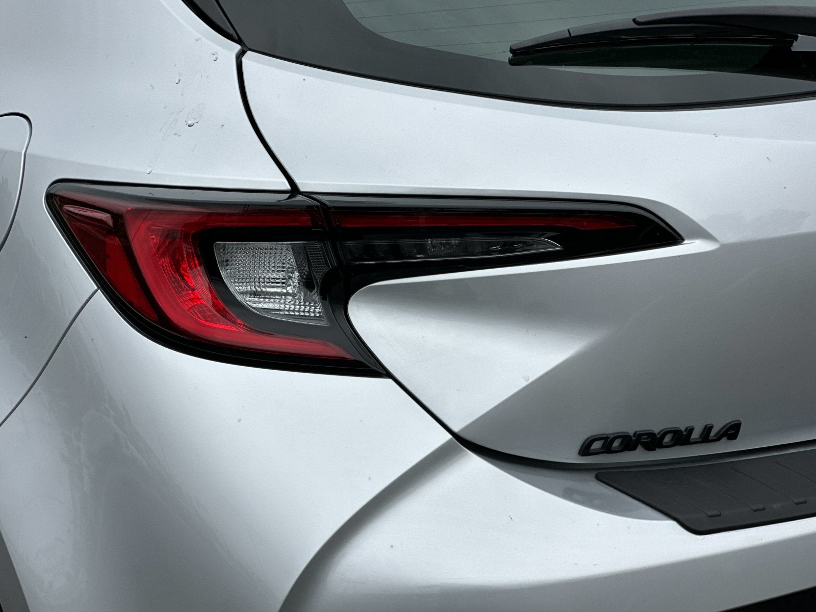 2025 Toyota Corolla Hatchback SE