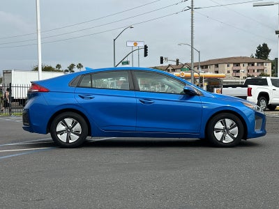 2017 Hyundai Ioniq Hybrid Blue