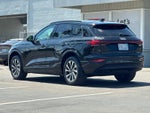 2025 Audi Q6 e-tron Premium Plus quattro