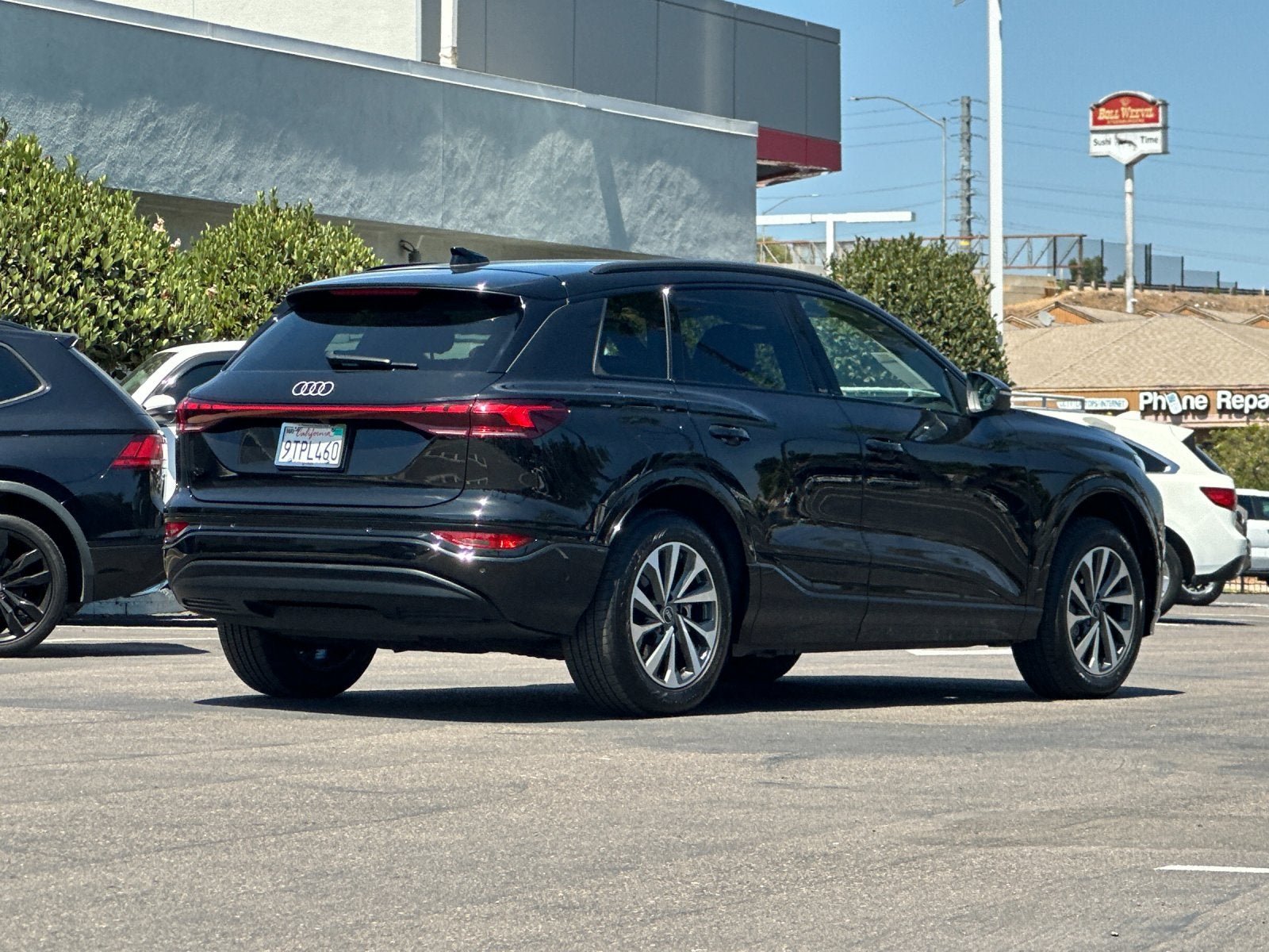2025 Audi Q6 e-tron Premium Plus quattro