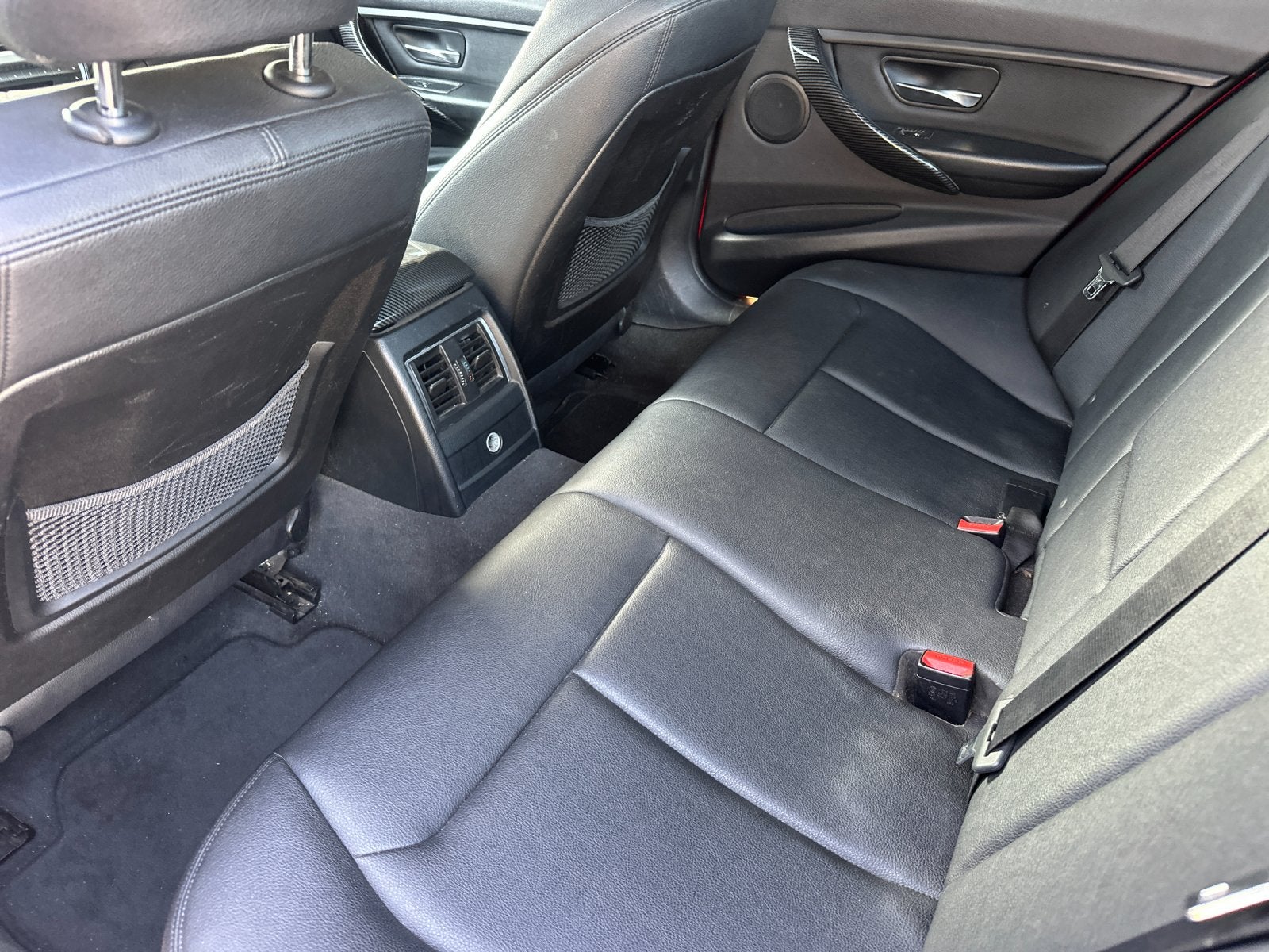 2017 BMW 3 Series 320i