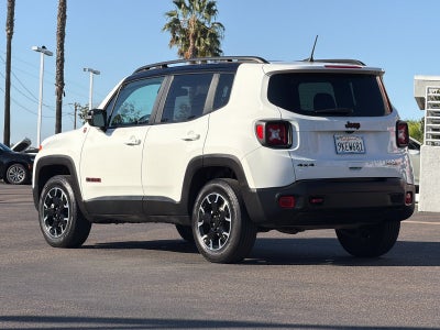2023 Jeep Renegade Trailhawk