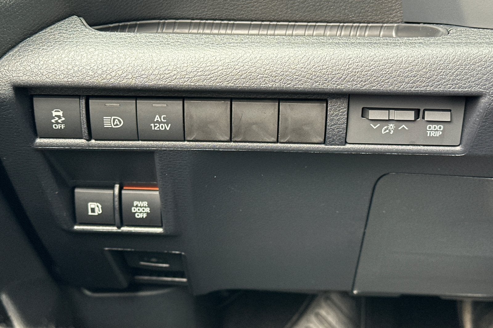 2026 Toyota Sienna Woodland Edition