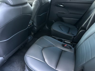 2026 Toyota Highlander Hybrid Hybrid XLE