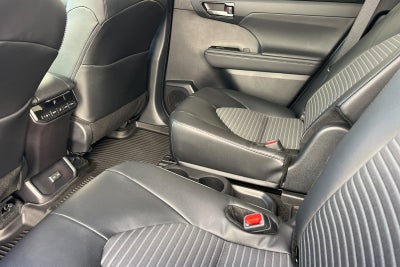 2026 Toyota Highlander XSE
