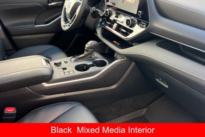 2026 Toyota Highlander XSE