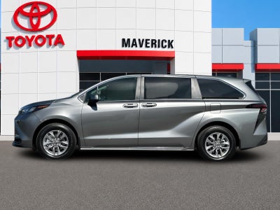 2026 Toyota Sienna LE