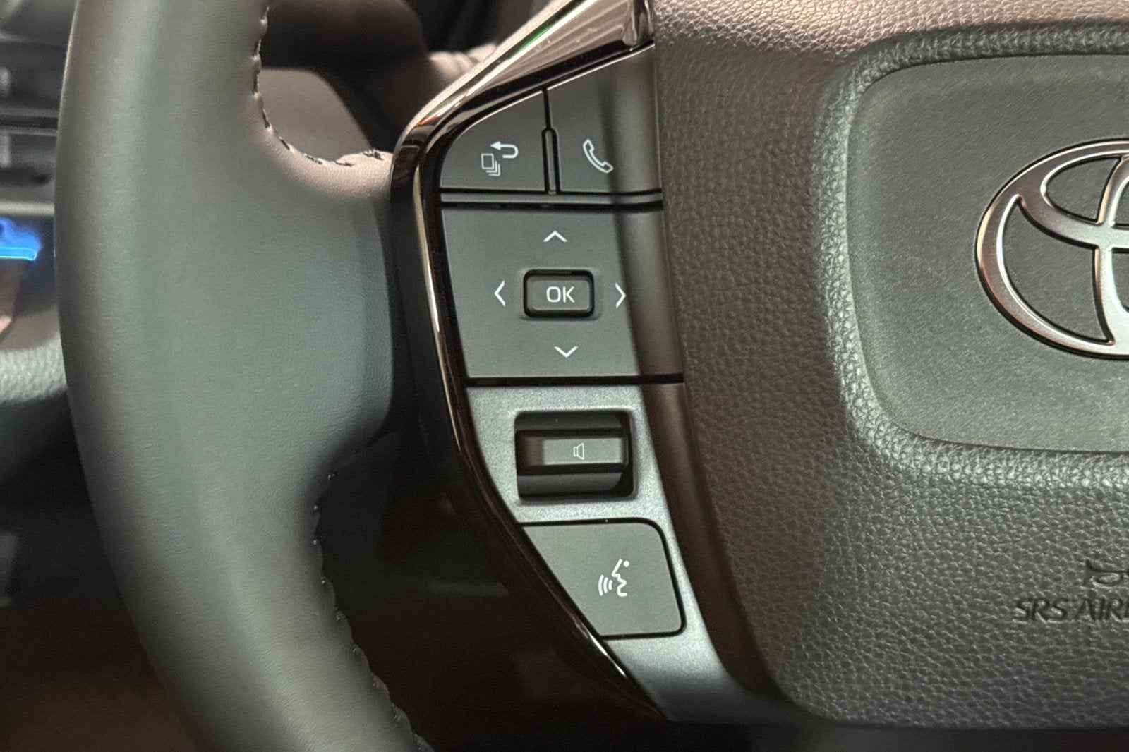 2027 Toyota Prius XLE
