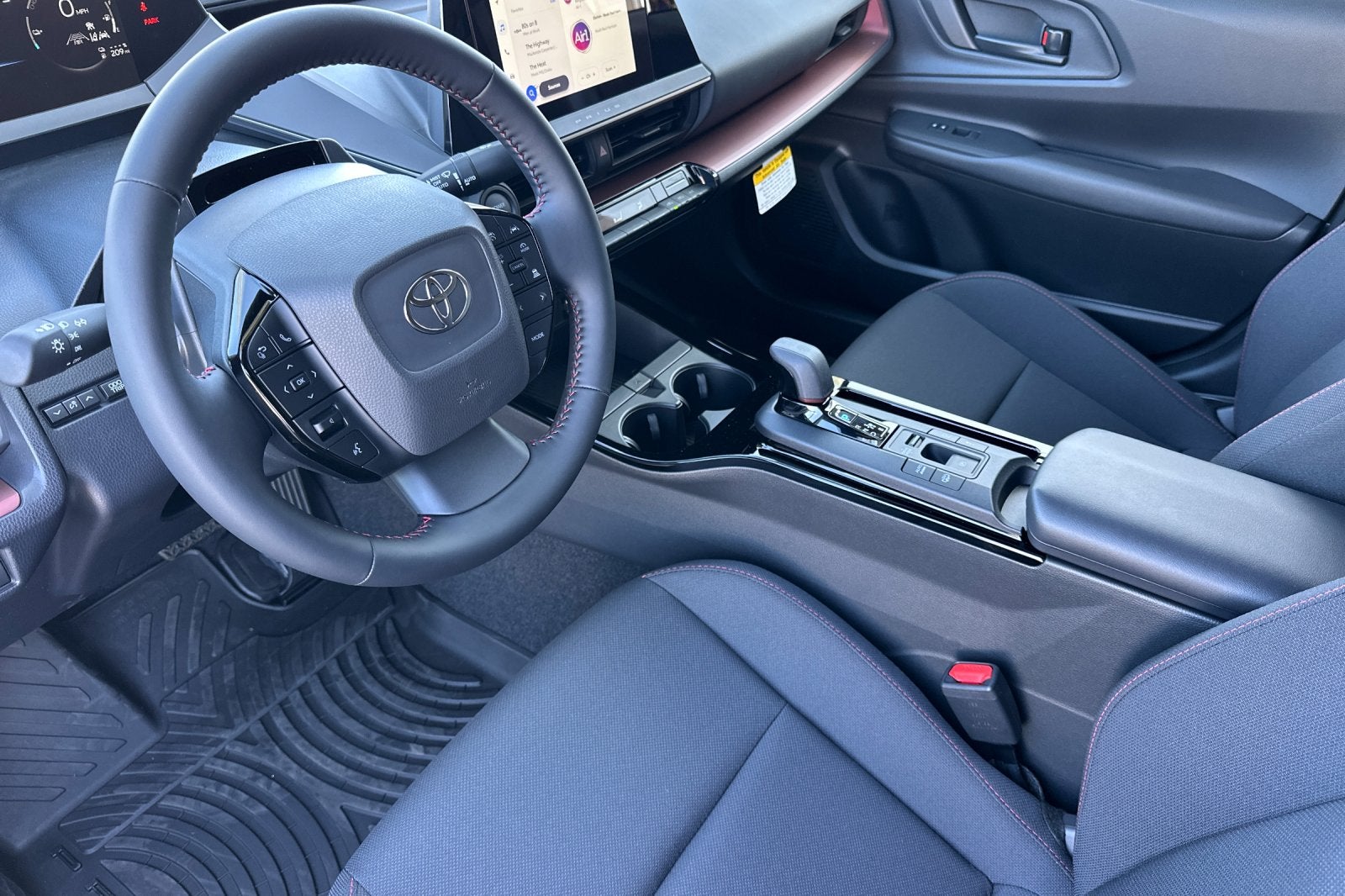 2026 Toyota Prius Plug-in Hybrid SE