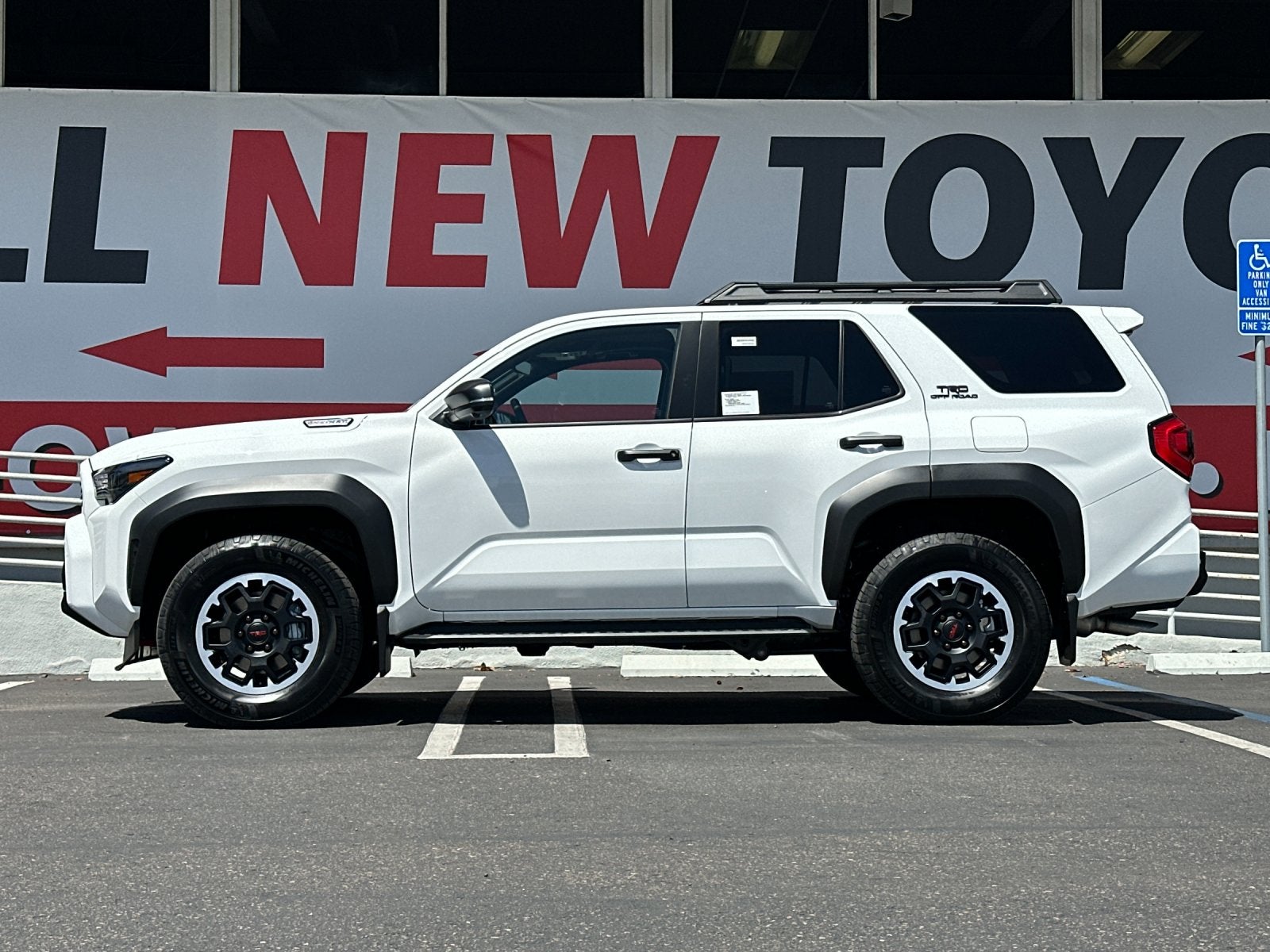 2026 Toyota 4Runner i-FORCE MAX TRD Off-Road Premium i-FORCE MAX