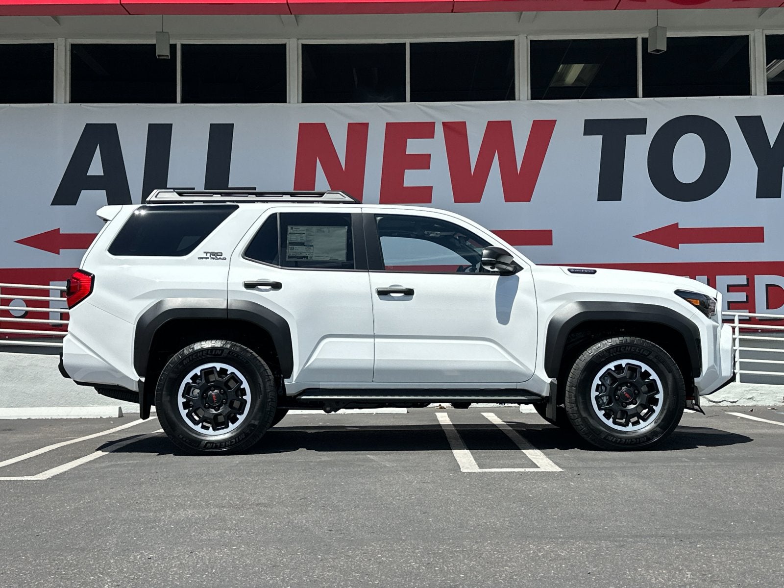 2026 Toyota 4Runner i-FORCE MAX TRD Off-Road Premium i-FORCE MAX