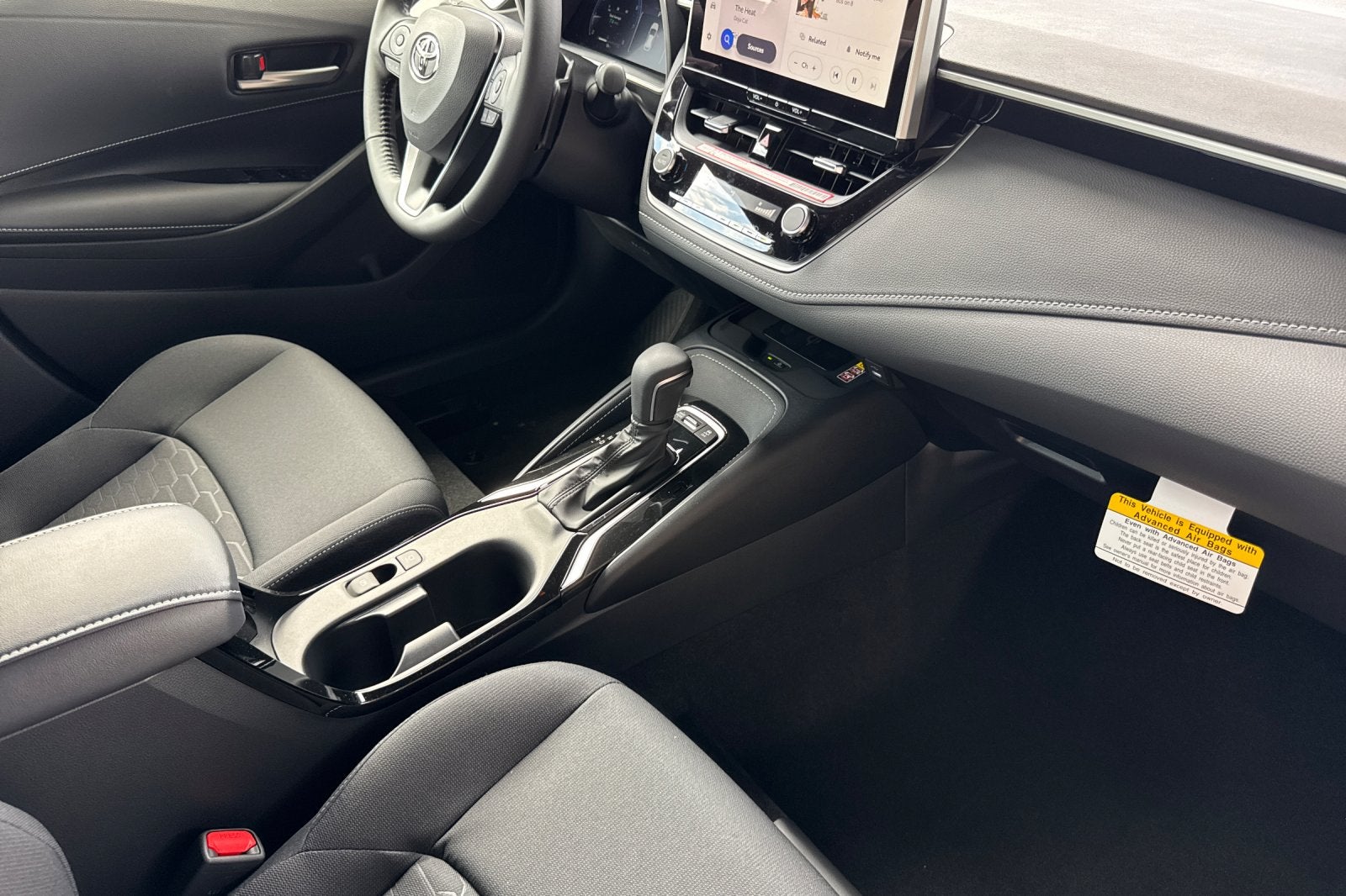2027 Toyota Corolla Hatchback SE