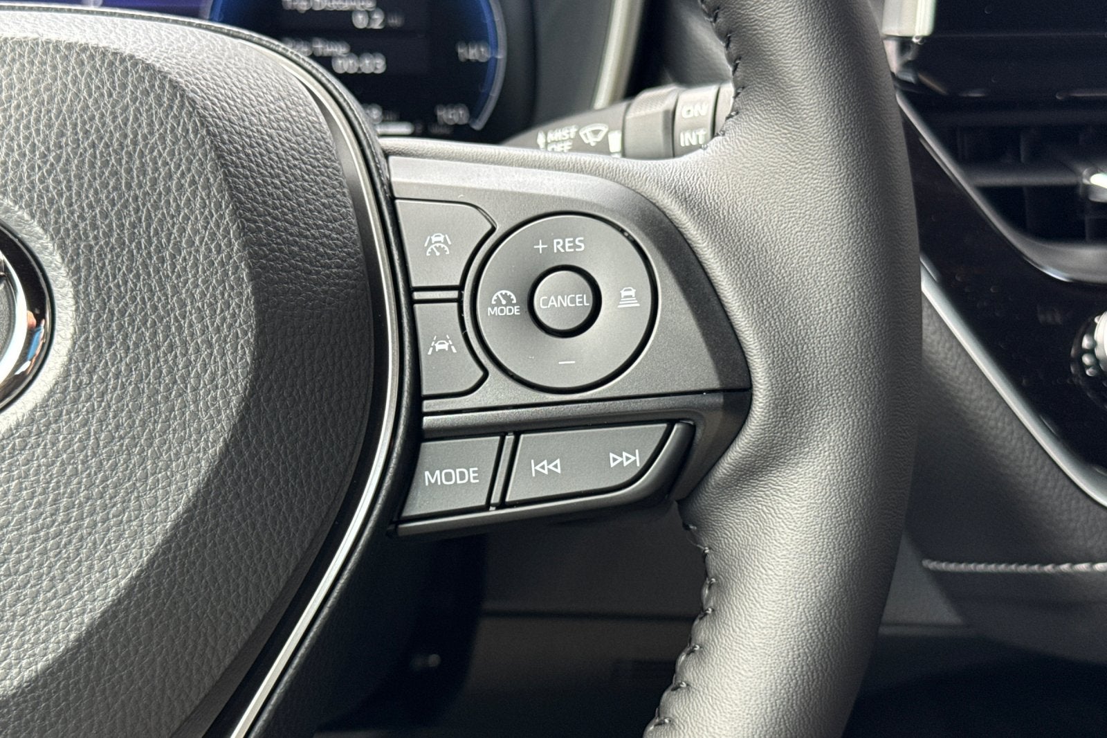2027 Toyota Corolla Hatchback SE