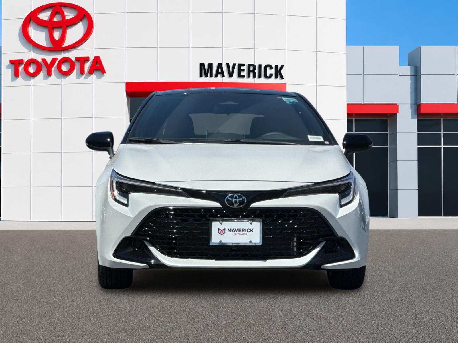 2027 Toyota Corolla Hatchback SE